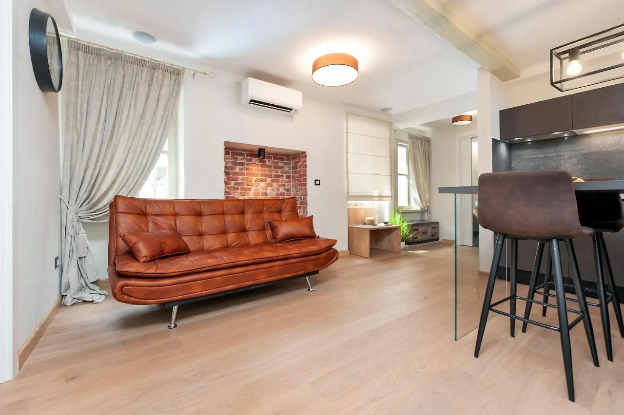 Dc II Downtown Apartment 0*, Rovinj